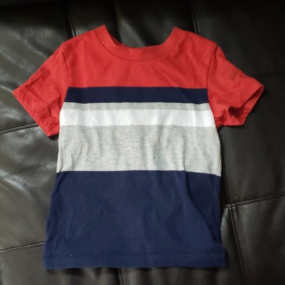 4/$20 Oshkosh | Sweatshirt - Picture 3 of 3